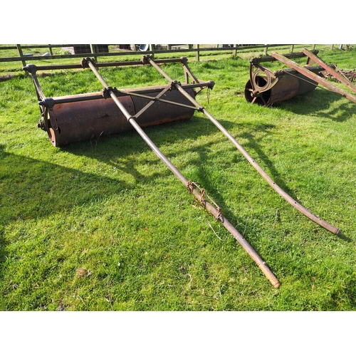 8 - Kell & Co horse drawn flat roll 6ft