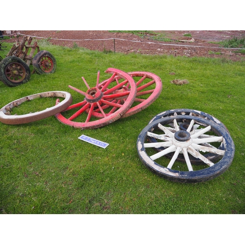 83 - Wooden wheels and parts