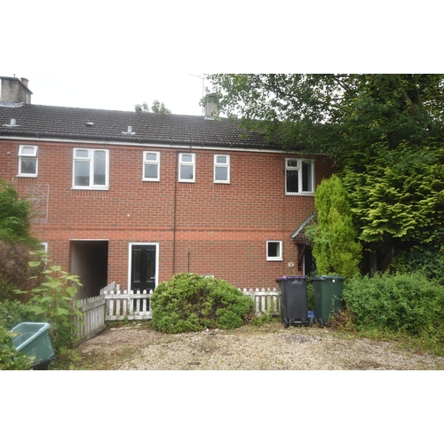 13 STEEPLE CLOSE, CLEOBURY MORTIMER, KIDDERMINSTER, DY14 8PD
A four bedroom mid terraced Reema Constructed house with off road parking and garden in need of modernisation. The property is in walking distance to the school and town centre. No Chain