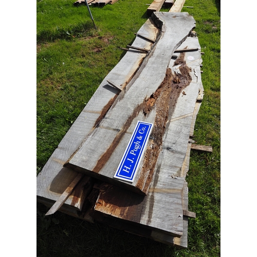 1071 - Oak boards average 3.4m x900x50 - 3 + 1 other