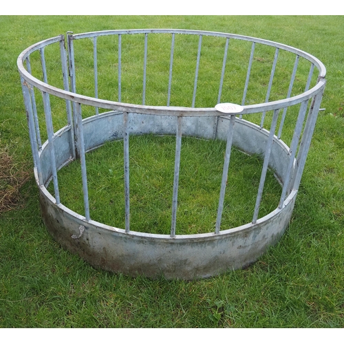 1507 - Galvanised ring feeder