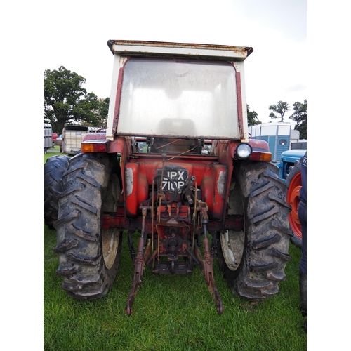 1651 - International 574 tractor. Showing 9231 hours. Reg. JPX 710P. V5 and key in office