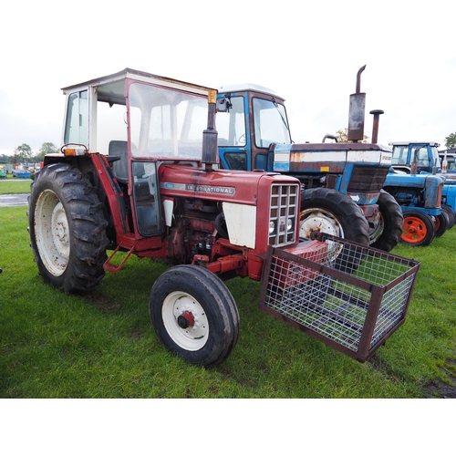 1651 - International 574 tractor. Showing 9231 hours. Reg. JPX 710P. V5 and key in office