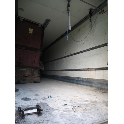 1665 - Artic insulated tri axle trailer 45ft. Tested until 31/10/24. Certificate in office