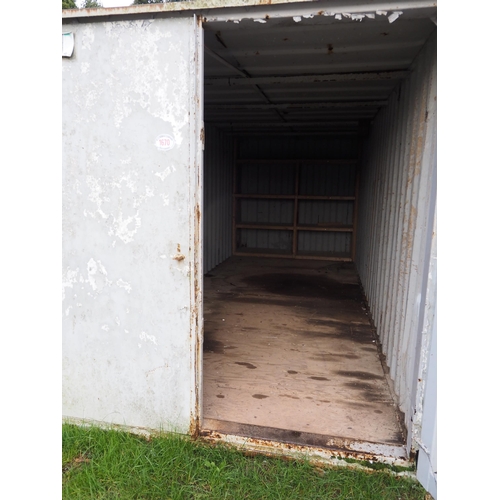 1670 - Steel shipping container 20ft