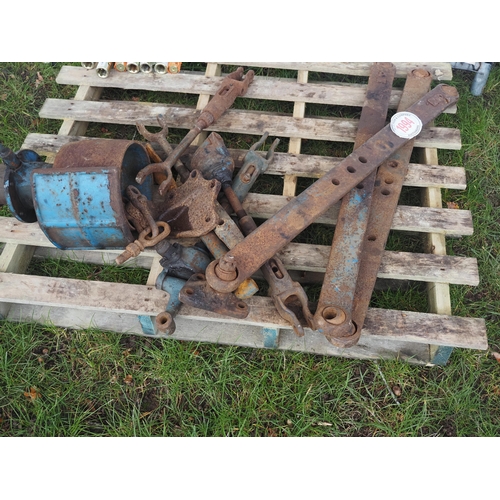 1994 - Fordson belt pulley and linkage