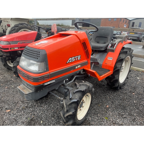 1718B - Aste A-195 compact tractor. Showing 874 hours