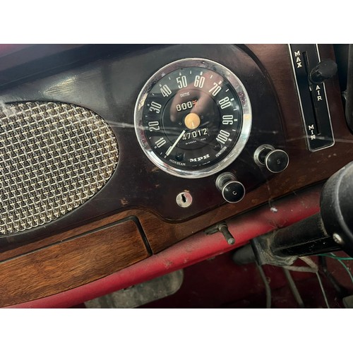 81 - Wolseley 1500 5 door saloon. 1960. Petrol. 1498cc. Red and cream leather interior. 47012 Miles showi... 