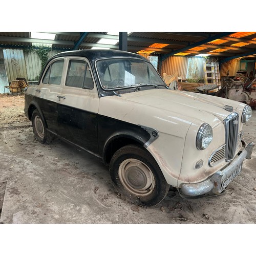 81 - Wolseley 1500 5 door saloon. 1960. Petrol. 1498cc. Red and cream leather interior. 47012 Miles showi... 