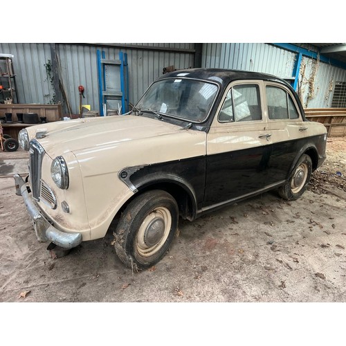 81 - Wolseley 1500 5 door saloon. 1960. Petrol. 1498cc. Red and cream leather interior. 47012 Miles showi... 