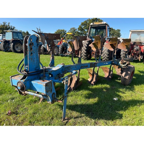 1605 - Lemken DL120 5 furrow plough