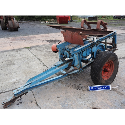 32 - Towable pto winch