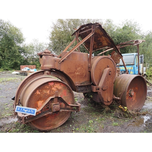 119 - Aveling Barford 3 CSB road roller. 8 Ton. E/n 171157. Old log book