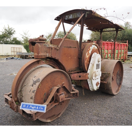 120 - Aveling Barford C / Ruston Hornsby M road roller. 8 Ton. 1940. S/n AE638E. Old log book