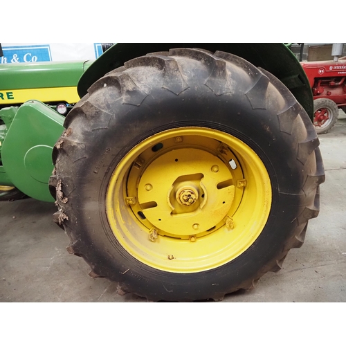 96 - John Deere 830 Diesel tractor. 1958. 
SN. 8301152. Fitted with power steering, auxiliary pipes, good... 