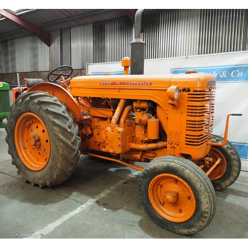 97 - Chamberlain Type 40K tractor. 1951. SN. 768. Fitted with pto. Engine is free.  Reg GSU 327. V5