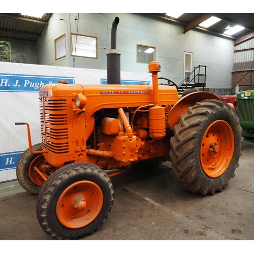 97 - Chamberlain Type 40K tractor. 1951. SN. 768. Fitted with pto. Engine is free.  Reg GSU 327. V5