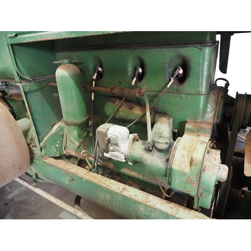 98 - Oliver 90 Tractor. Engine is free. Good front tyres. S/n 511531C66