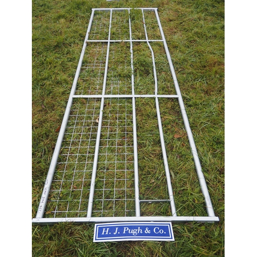 113 - Half mesh gate 12ft - 1