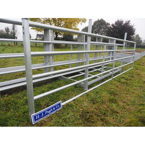 138 - Heavy duty 5 bar cattle gate 16ft - 1