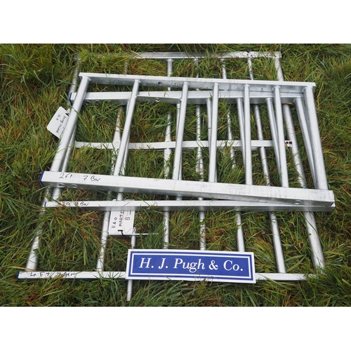 230 - Galvanised 7 bar gates 2ft - 2 + 4ft - 1