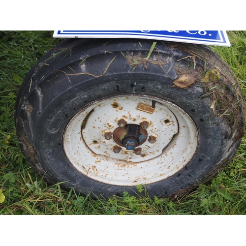 641 - Ford 4610 tractor 2wd with Quicke loader. Working order. Showing 8187 hours. Reg. A162 FFH