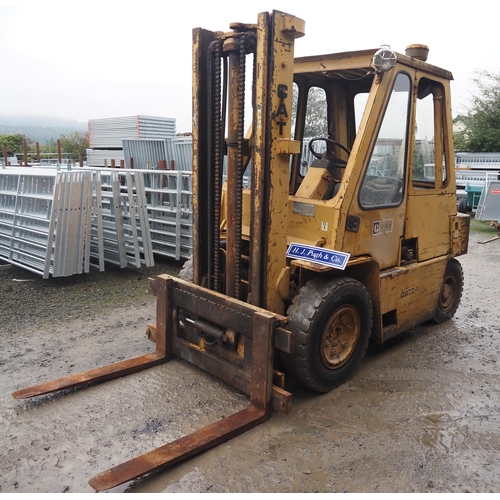 654 - Caterpillar V70D forklift. 1998. Runs and drives. In daily use