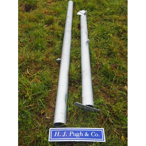 83 - Galvanised hanging posts 8'6