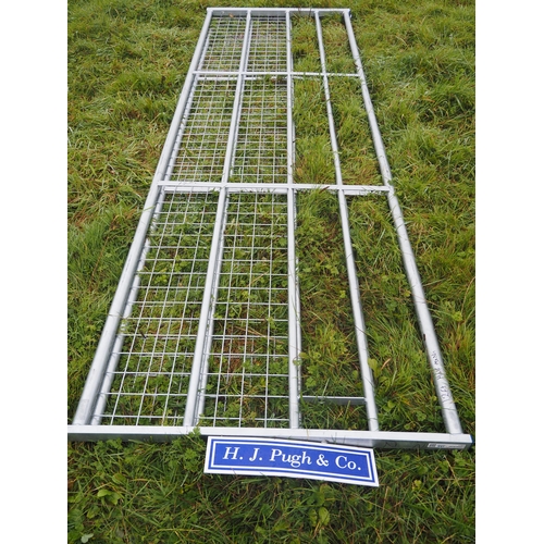 100 - Half mesh gates 12ft - 2