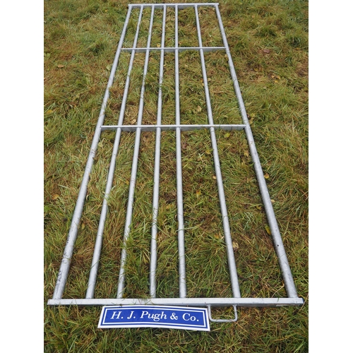 105 - Galvanised 7 bar gate 12ft - 1