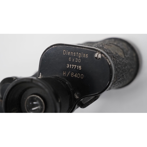 305 - WWII German Army Wetzlar 6x30 binoculars