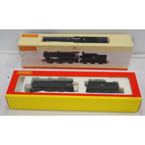 24 - Hornby OO gauge class Q1 locomotive weathered edition, boxed