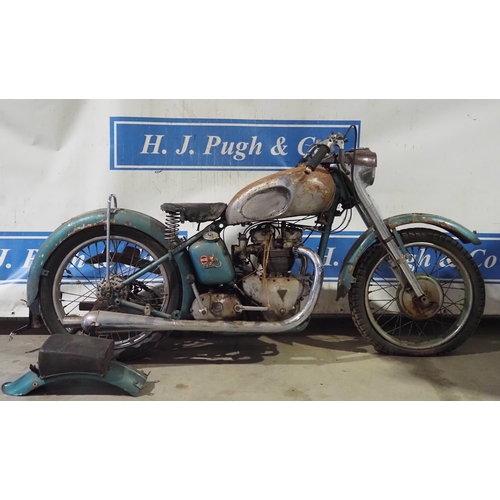 1039 - Triumph T100 motorcycle project 1951. 500cc.
Frame number 3977NA.
Engine number T100 3977NA.
Engine ...