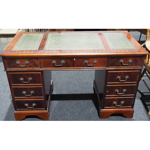 572 - Twin pedestal desk with leather top H30