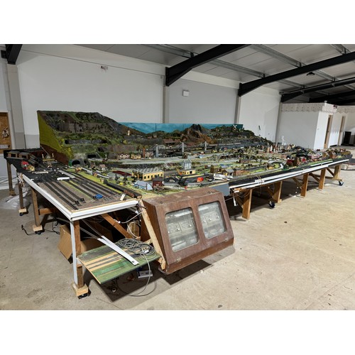 63A - OO Gauge scale model railway layout with detailed scenery including bridges, castles, stations, vehi... 