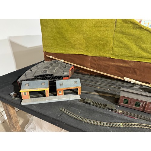 63A - OO Gauge scale model railway layout with detailed scenery including bridges, castles, stations, vehi... 