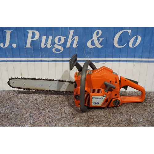 Husqvarna 136 petrol chainsaw