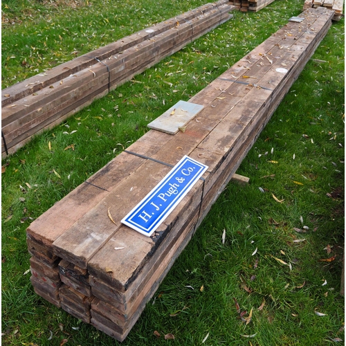 1049 - Reclaimed timbers 5.8m x130x45 - 21