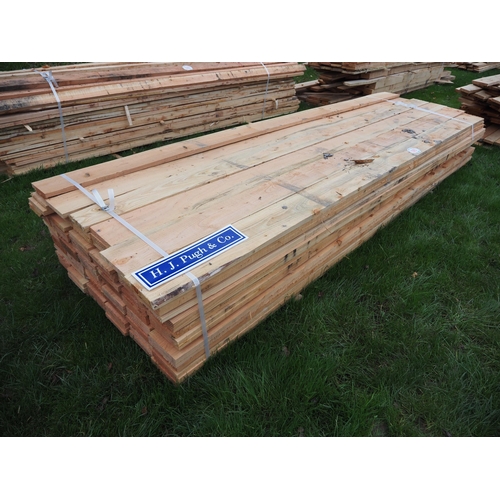 1065 - Cedar boards 3.6m x180x30 - approx. 90