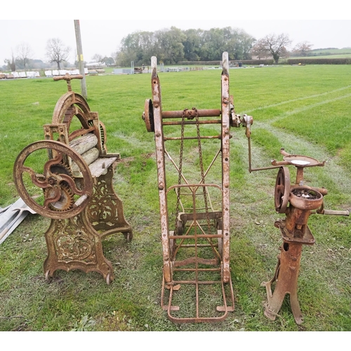 998D - Sack truck, Victorian mangle, etc.