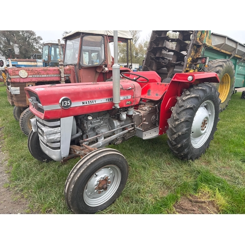 1620 - Massey Ferguson 135 tractor. Runs. New rear tyres. Reg. PUB 785D. V5 and key in office