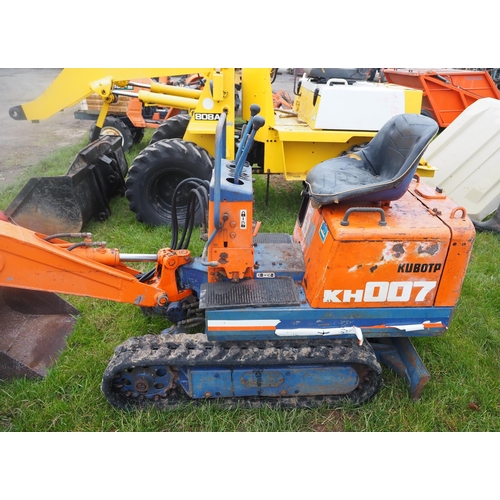 1586 - Kubota KH007 tracked mini digger with 3 buckets