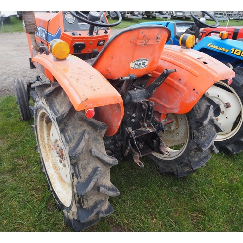 1610 - Hinimoto E182 compact tractor