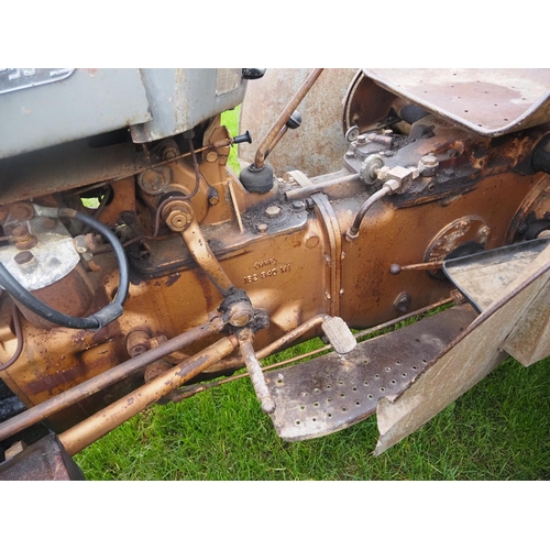 1618 - Ferguson FE35 grey and gold tractor with roll bar. 1957. S/No. SDM56355. From a deceased estate. Run... 