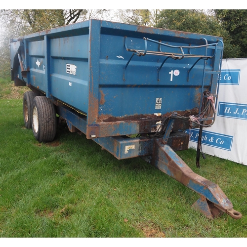 1632 - Marston trailer, hydraulic tailgate. Needs repair