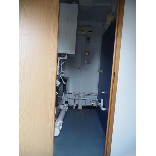 1729 - Portacabin site office with toilets 7.48 x 3.27 x 2.57m. Key in office