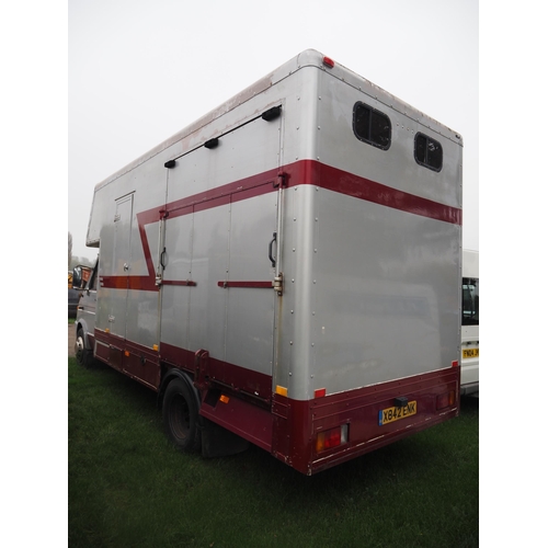 1845 - Iveco horse box, 2000. New tyres, no MOT. Reg. X842 ENK. V5 and key in office