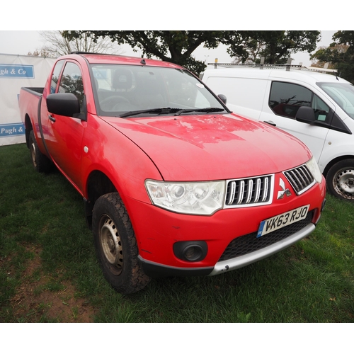 1855 - Mitsubishi L200 4 Work pick up. Showing 108,000 miles. MOT until 21/04/2025. Reg. VK63 RJO. V5 and k... 