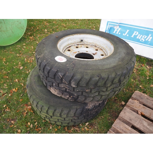 1955 - Wheels and tyres 8 stud