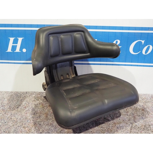 491 - Universal adjustable tractor seat